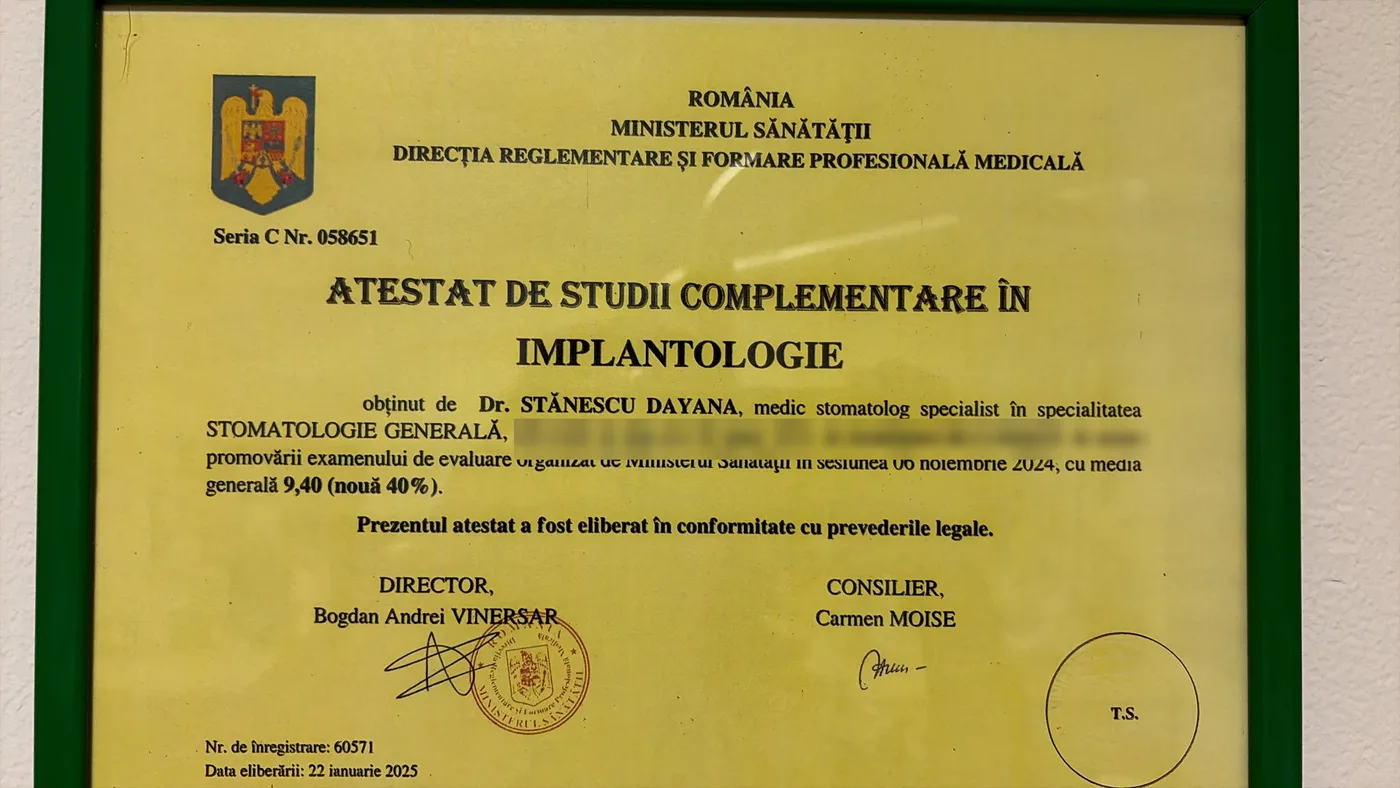 Atestatul de studii complementare în implantologie al Dr. Dayana Stănescu, eliberat de Ministerul Sănătății